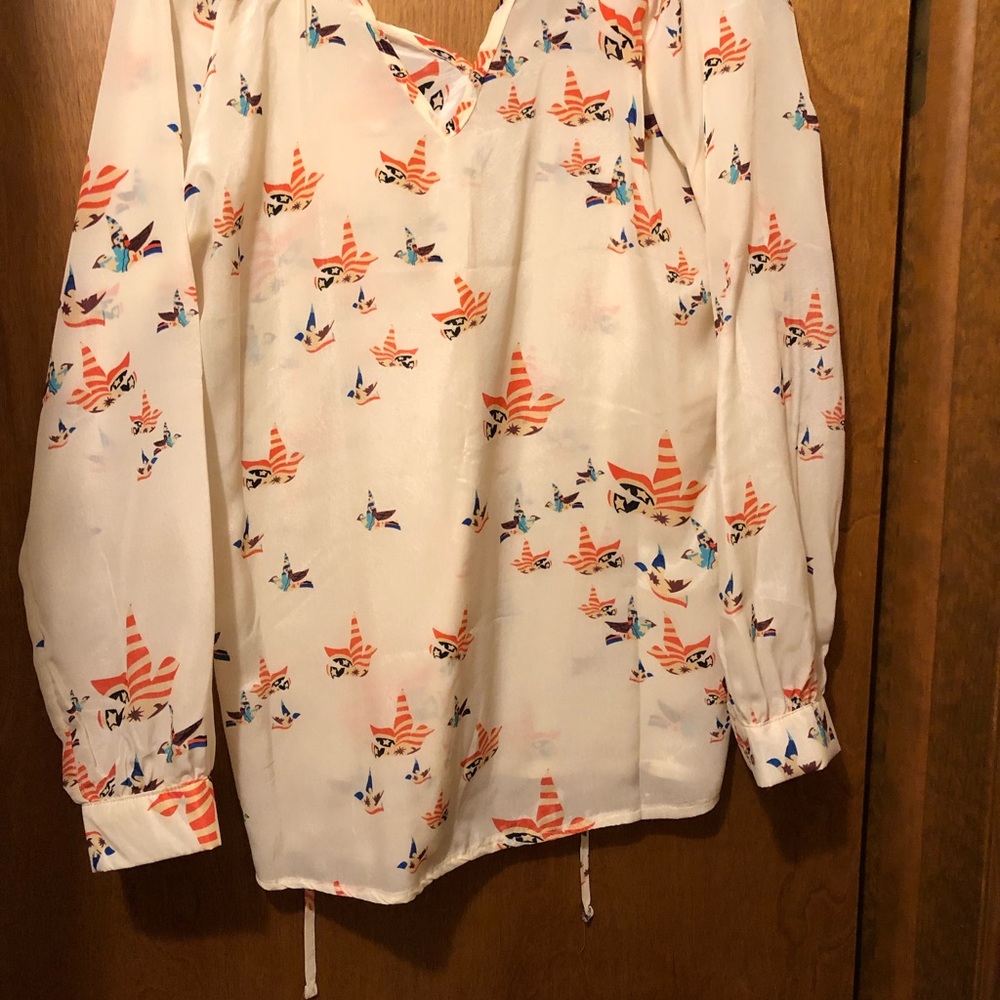 LIVAGIRL TOP   SIZE MEDIUM. NWT - Picture 2 of 4